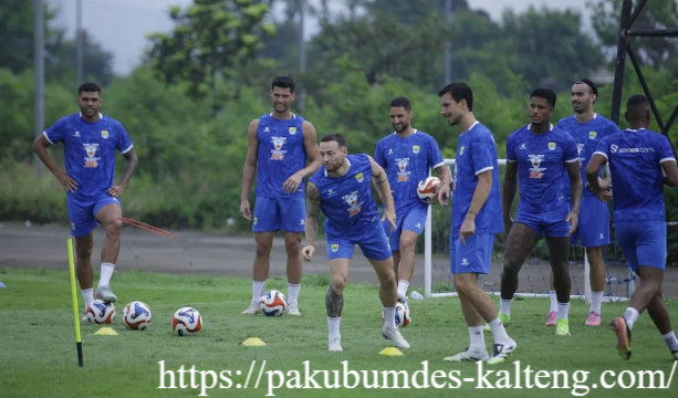 Pertemuan Marc Klok dengan Faiq